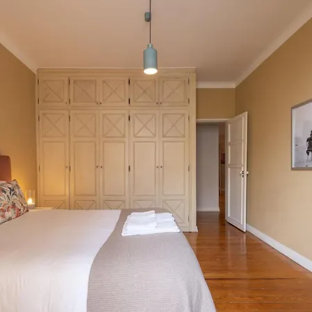 Apartment Principe Real Spacious Delight By Innkeeper