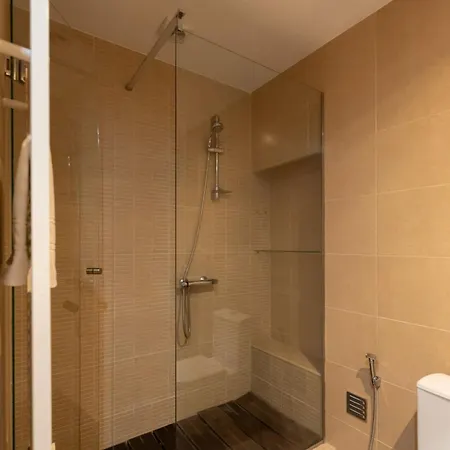 Principe Real Spacious Delight By Innkeeper Lisbon