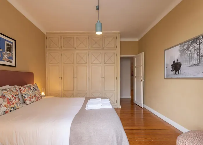 Διαμέρισμα Principe Real Spacious Delight By Innkeeper